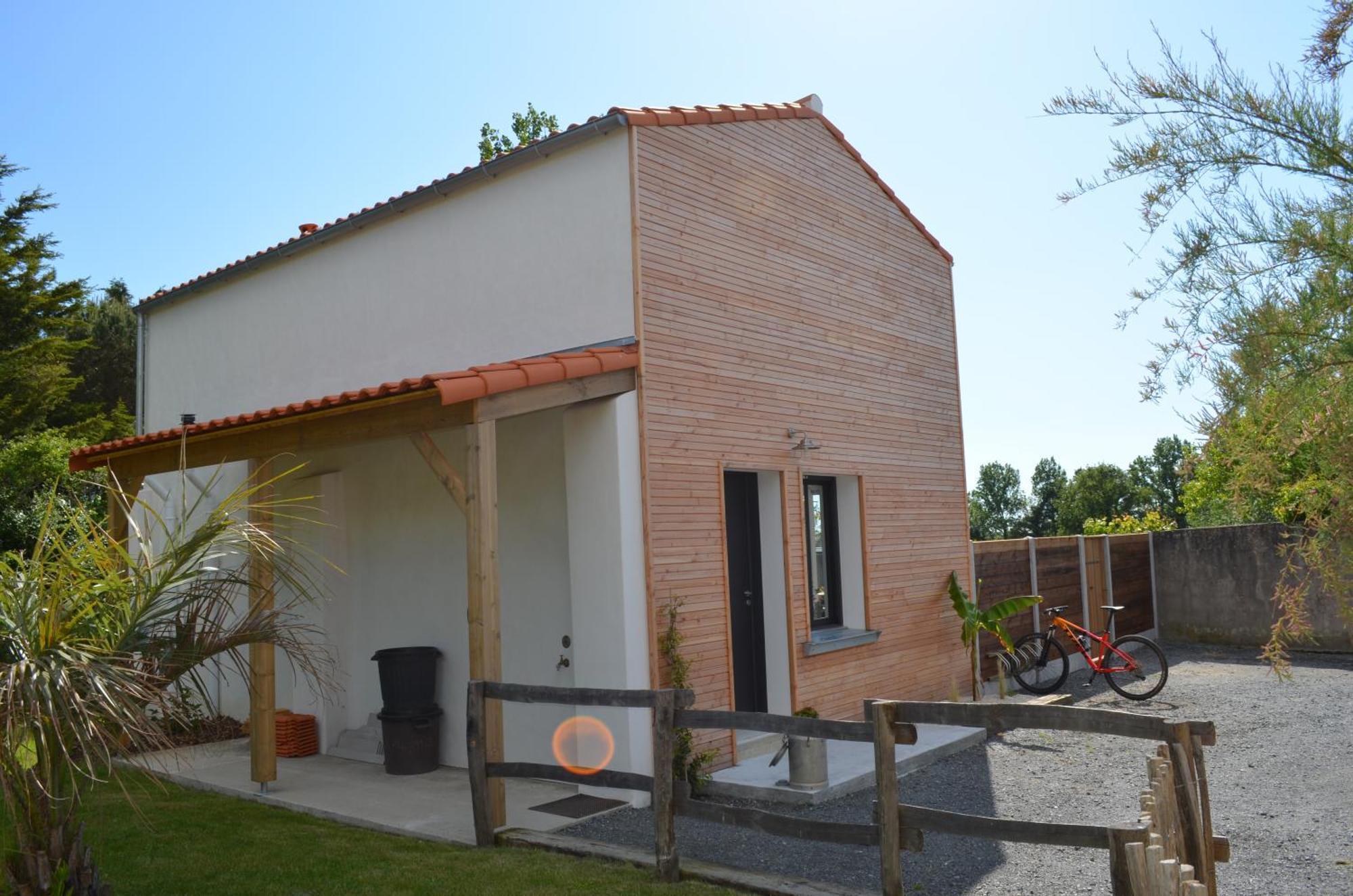 Holiday home Maison Jasmin Proche De L'ocean
