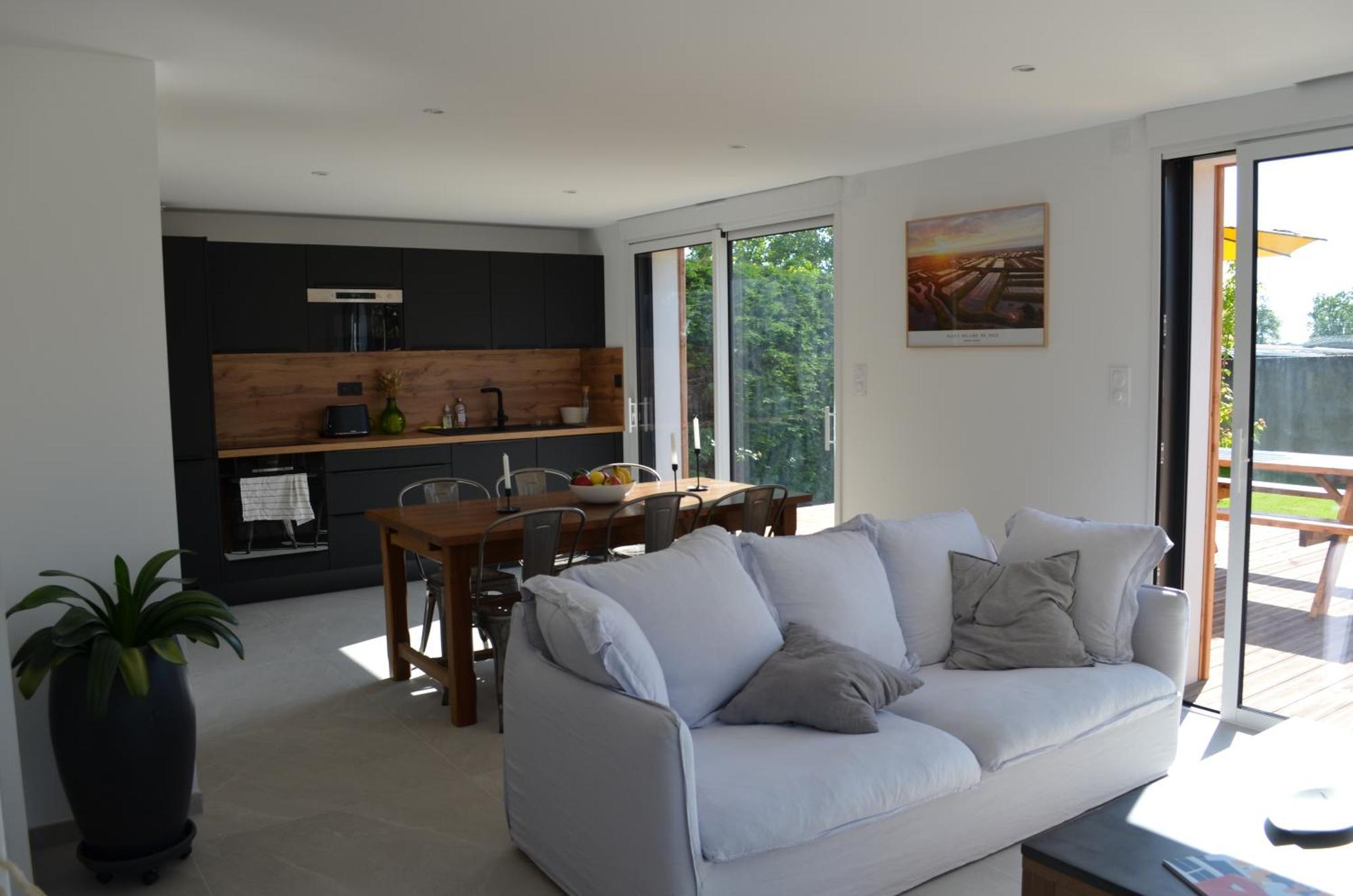 Holiday home Maison Jasmin Proche De L'ocean